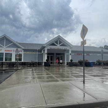 i-95 milford sb service plaza|I.